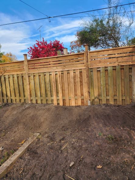 2023 - 4x4 Partial Privacy Fence 3- Whitby Landscaping