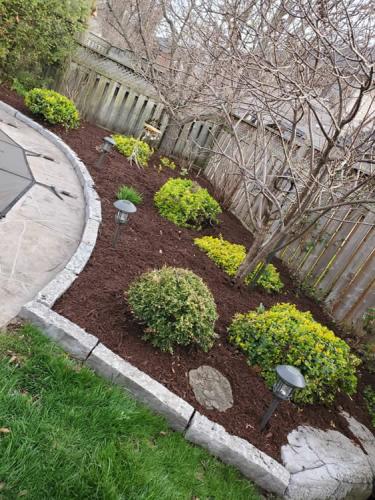 2023-Garden-Walls-16-Whitby-Landscaping