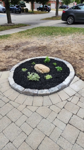 2025-Whitby-Landscaping-Garden-Wall-29-Curved-stone-garden-walls