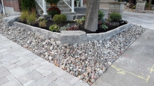 2025-Whitby-Landscaping-Garden-Wall-5-Dry-stack-stone-walls