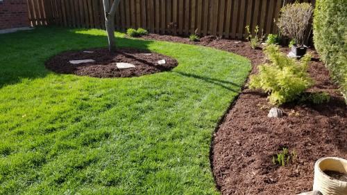2023-Gardens-13-Whitby-Landscaping