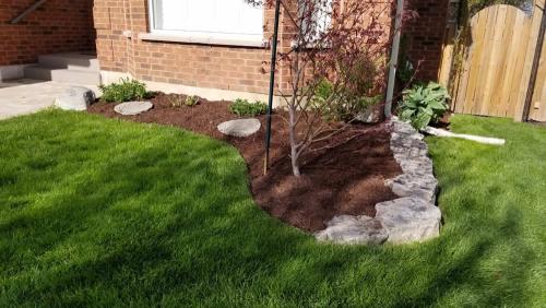 2023-Gardens-14-Whitby-Landscaping