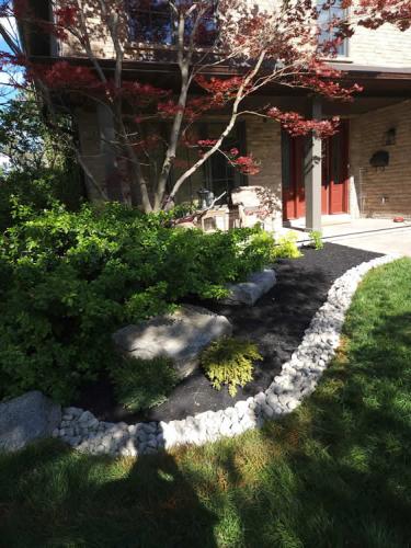 2023-Gardens-15-Whitby-Landscaping