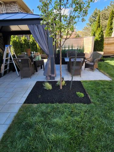 2023-Gardens-18-Whitby-Landscaping