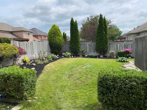 2024-Whitby-Landscaping-Gardening-33