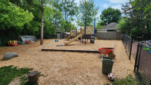 2025-Whitby-Landscaping-Gardening-26-Commercial-Mulch-Installation-Day-care