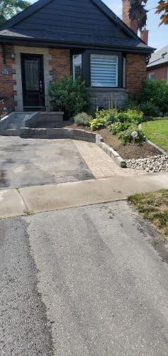 55 - Front garden wall install Oshawa