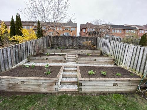 66 - Raised garden walls Ajax