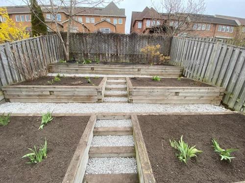 67 - Raised garden walls Ajax