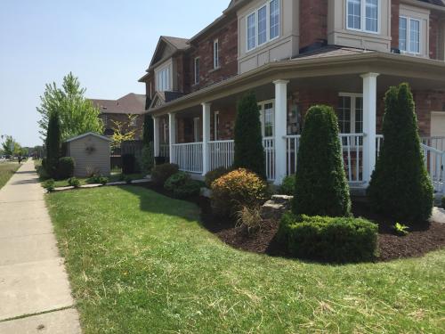 Front Yard Flower Bed After 2