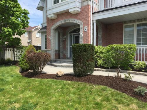 Front Yard Landscape Design After