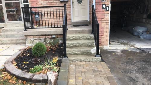 106 - Front Steps with Railing
