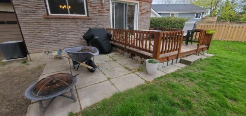 2021-b1-Before-removal-of-old-deck-and-install-of-backyard-interlock-patio-in-Whitby-Unilock-Beacon-Hill-Granite-Mist-Smooth