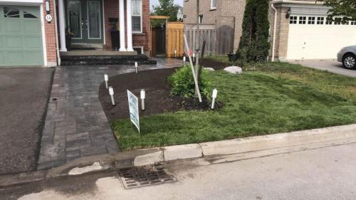2021-h2-Interlock-extension-beside-driveway-in-Whitby-Unilock-Beacon-Hill-Granite-fusion-with-wrap-around-steps