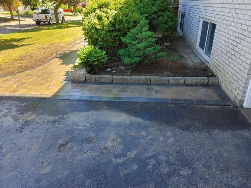 2021-z2-Replaced-old-interlock-path-at-front-of-home-in-Pickering-Unilock-Brussels-Mahogany-Ash