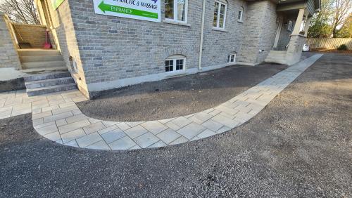 2023-Interlock-Hardscape-27-Whitby-Landscaping