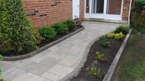 2023-Interlock-Hardscape-78-Whitby-Landscaping