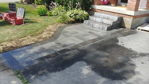 2023-Interlock-Hardscape-98-Whitby-Landscaping