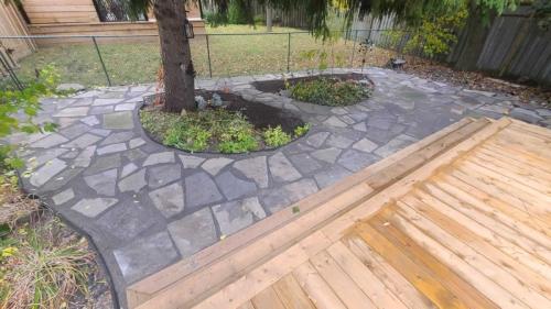 2024-Whitby-Landscaping-Landscaping-53-Flag-Stone