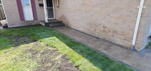 53 - Small Front Interlock Front Entrance Ajax