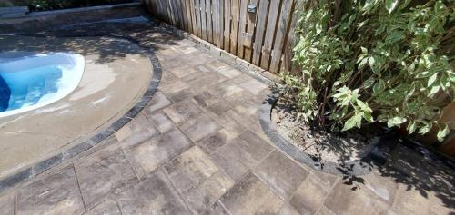 5 - Unilock Beacon Hill Backyard Whitby