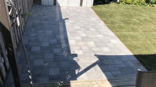 83 - Small Patio Brooklin