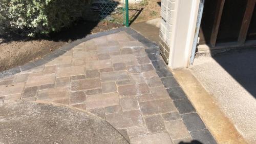 89 - Front Entrance Unilock Brussels Whitby