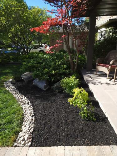 2023-Gardens-17-Whitby-Landscaping