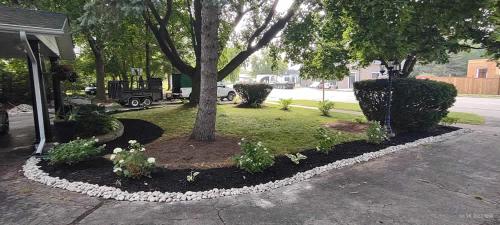 2023-Gardens-50-Whitby-Landscaping