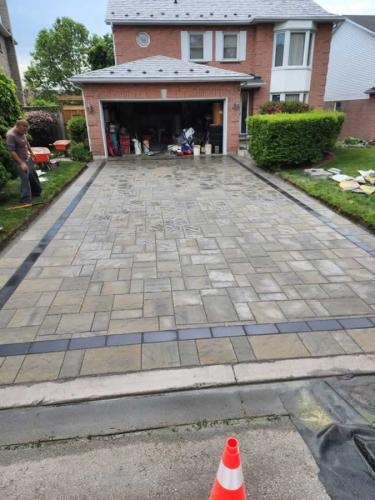 2024-Whitby-Landscaping-Landscaping-9a-Driveway-Interlock