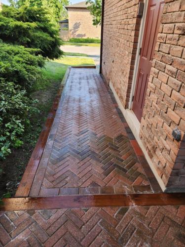 2025-Whitby-Ladnscaping-Interlock-Lift-Relay-After-2