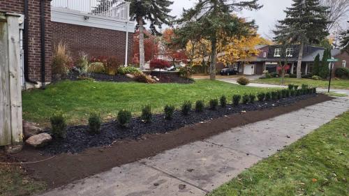 2023-Gardens-70-Whitby-Landscaping