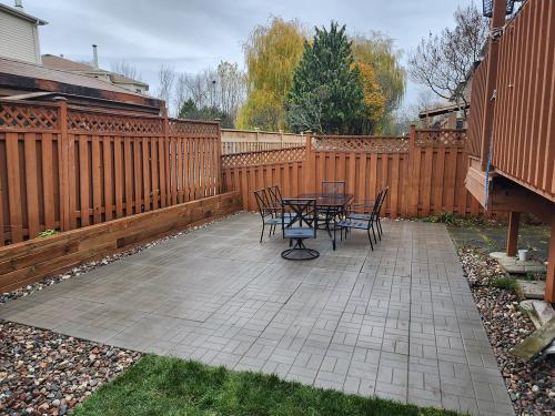 2023-Woodworking-9-Whitby-Landscaping