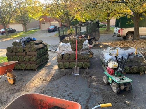 2021-Sod-roll-delivery-from-local-supplier-directly-to-client-driveway-for-large-scale-residential-project