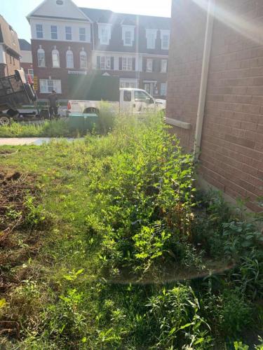 2021-e1-Before-sod-installed-at-side-of-townhouse-in-new-residential-neighbourhood-in-Ajax