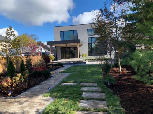 2021-f1-Fall-sod-project-completed-around-new-gardens-and-hardscaped-path-in-Whitby