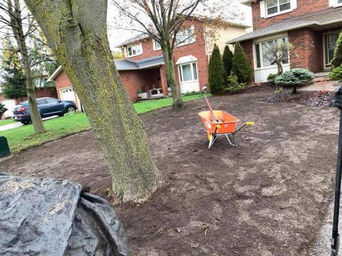 2021-g3-Topsoil-application-and-grading-on-front-lawn-in-Oshawa