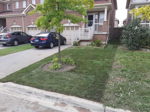 88 - Small front entrance Pickering